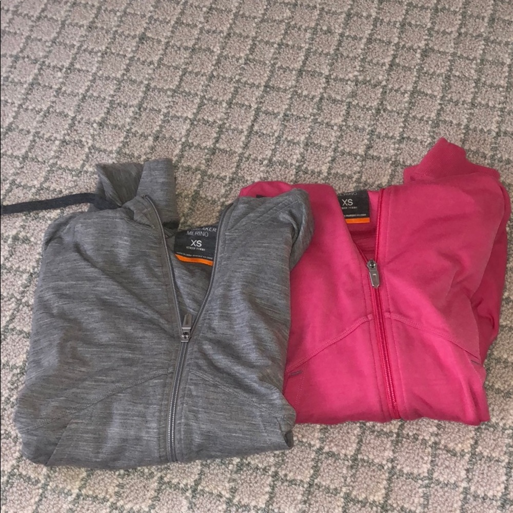 Icebreaker sweatshirt